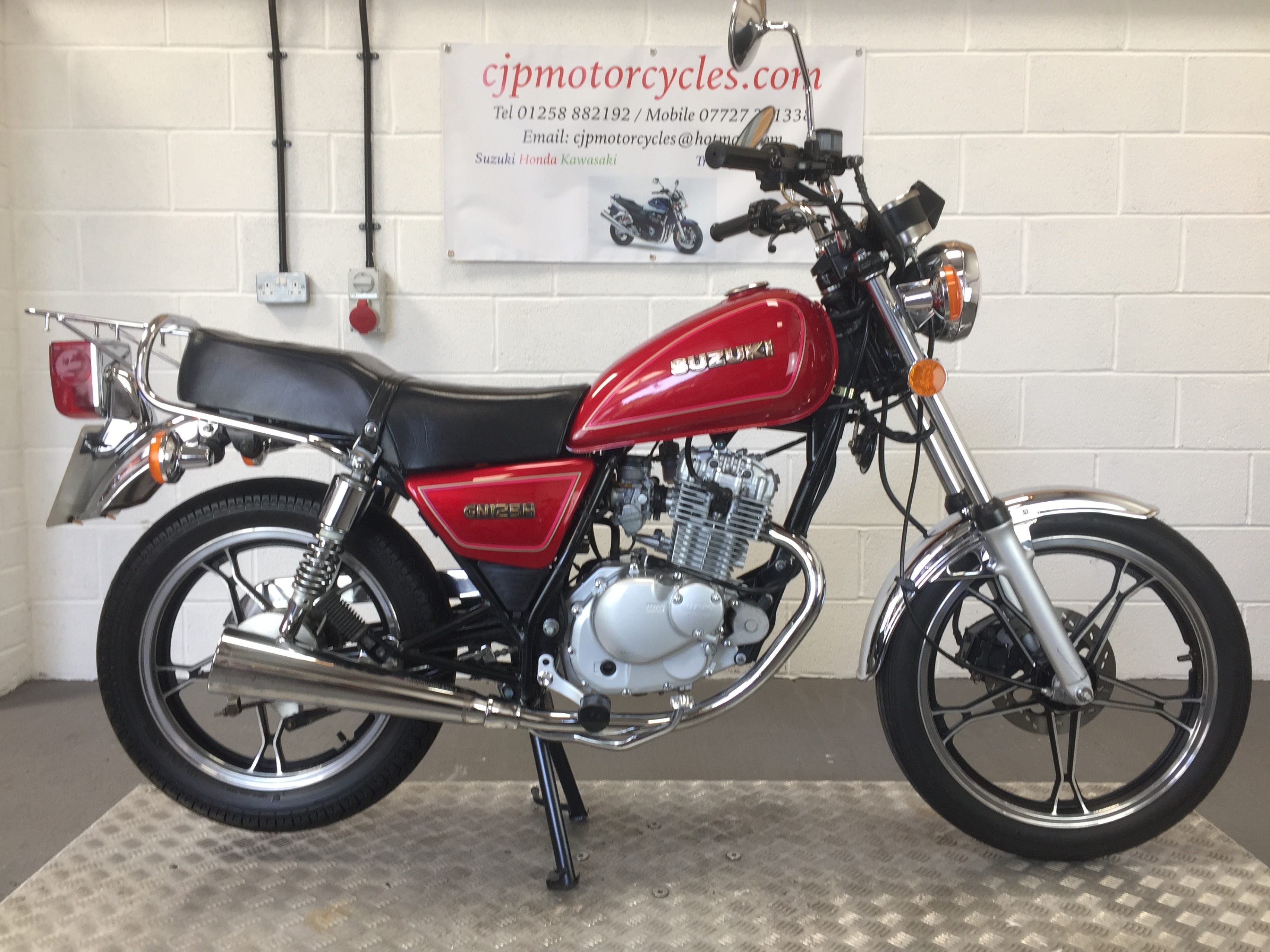 SUZUKI GN125 SOLD TO A LAD IN CORNWALL